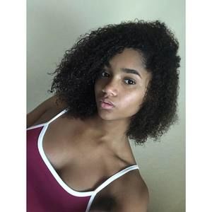 Meet your Posher, Hayley